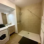 Neuf Proche Daire Sète